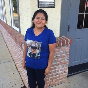 Meet your Posher, Ofelia